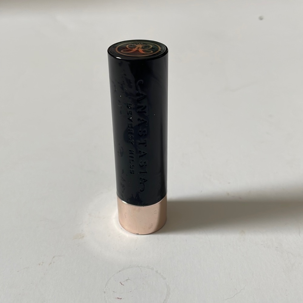 Anastasia Beverly Hills lipstick